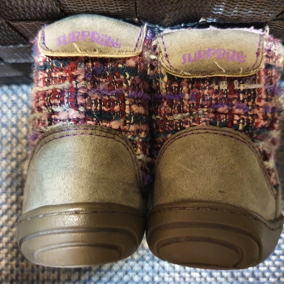 Toddler Knit Boots (Size 5) - Picture 6 of 6